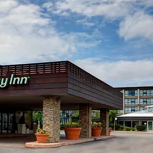 *** Hotel Airport East By Ihg Canada