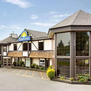 *** Hotel Days By Wyndham Uptown Canada